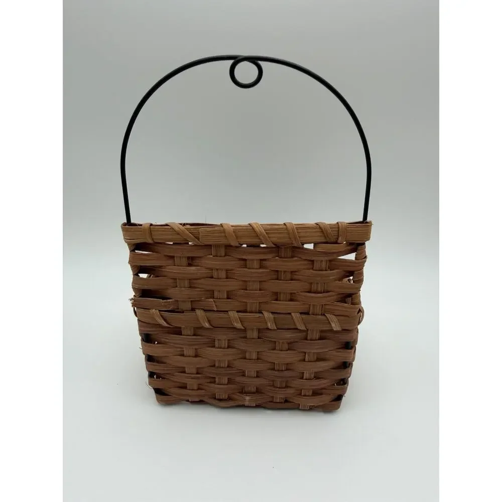 Wicker Hanging Basket w/Moose Rustice Cottage Mini Basket 5